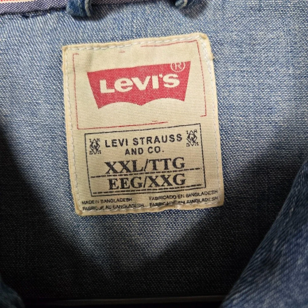 Levi's Men's 2XL‎ Pearl Snap Blue Denim Chambray Western Shirt Long Sleeve